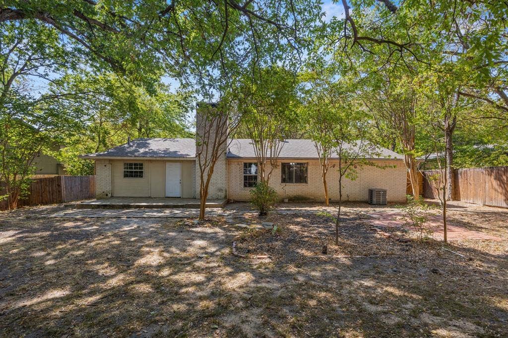 3425 18th Street, Plano, TX 75074 3425 18th Street, Plano, TX 75074
