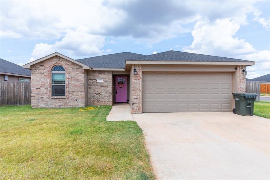 Property photo for 194 Waterloo Drive, Abilene, TX