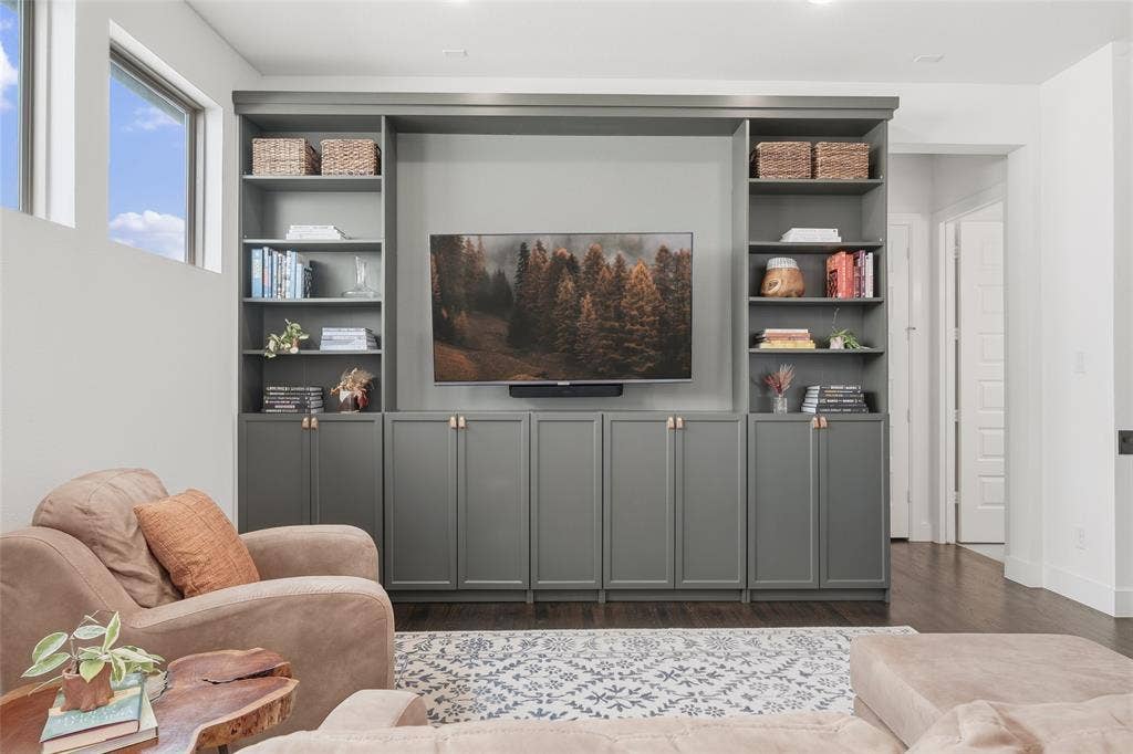 8261 Laflin Lane, Dallas, TX 75231 Built in Bookcases in Living Room