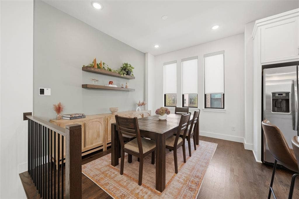 8261 Laflin Lane, Dallas, TX 75231 8261 Laflin Lane, Dallas, TX 75231
