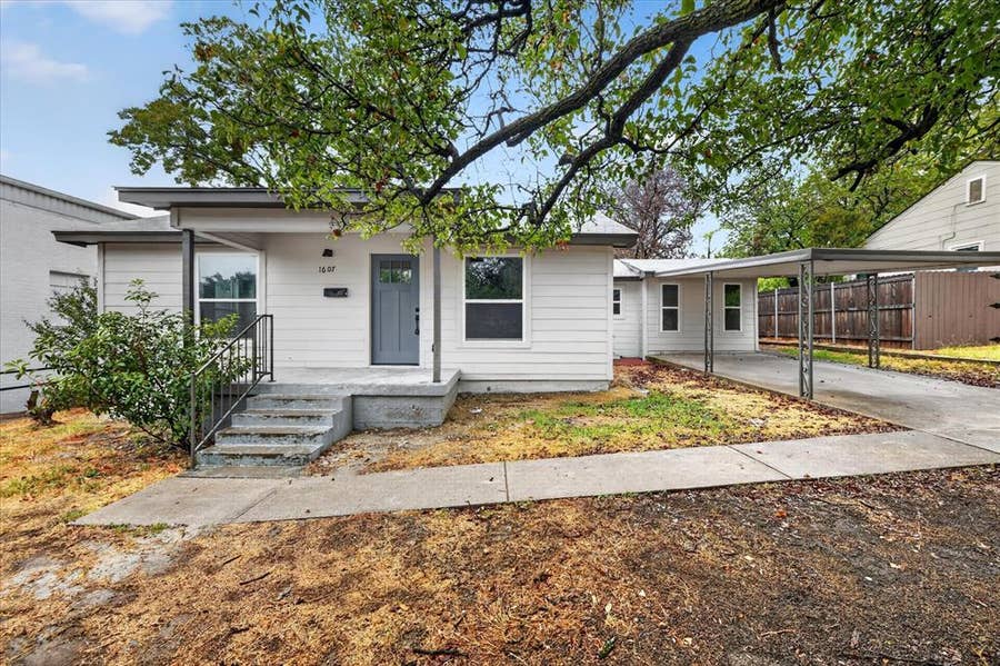 Property photo for 1607 Laura Road, River Oaks, TX