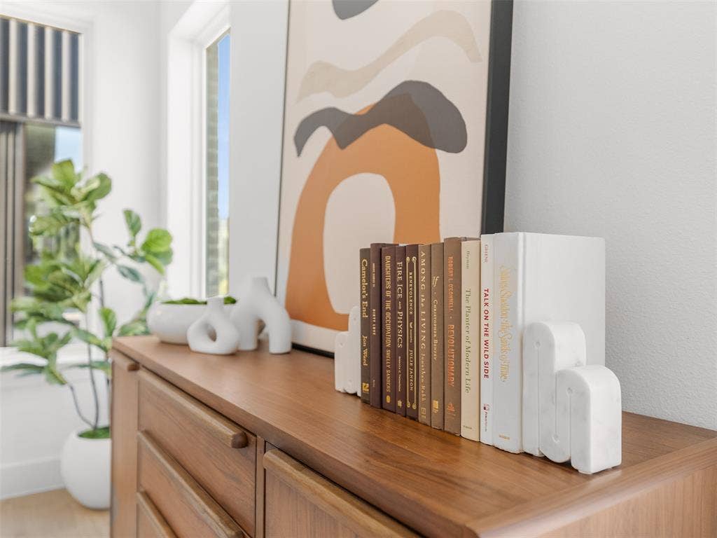 2015 N Prairie Avenue, #202, Dallas, TX 75204 2015 N Prairie Avenue, #202, Dallas, TX 75204