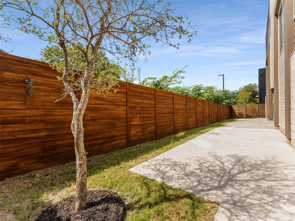 2015 N Prairie Avenue, #202, Dallas, TX 75204 2015 N Prairie Avenue, #202, Dallas, TX 75204