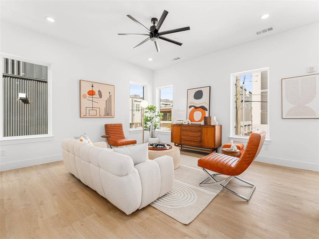 2015 N Prairie Avenue, #202, Dallas, TX 75204 2015 N Prairie Avenue, #202, Dallas, TX 75204