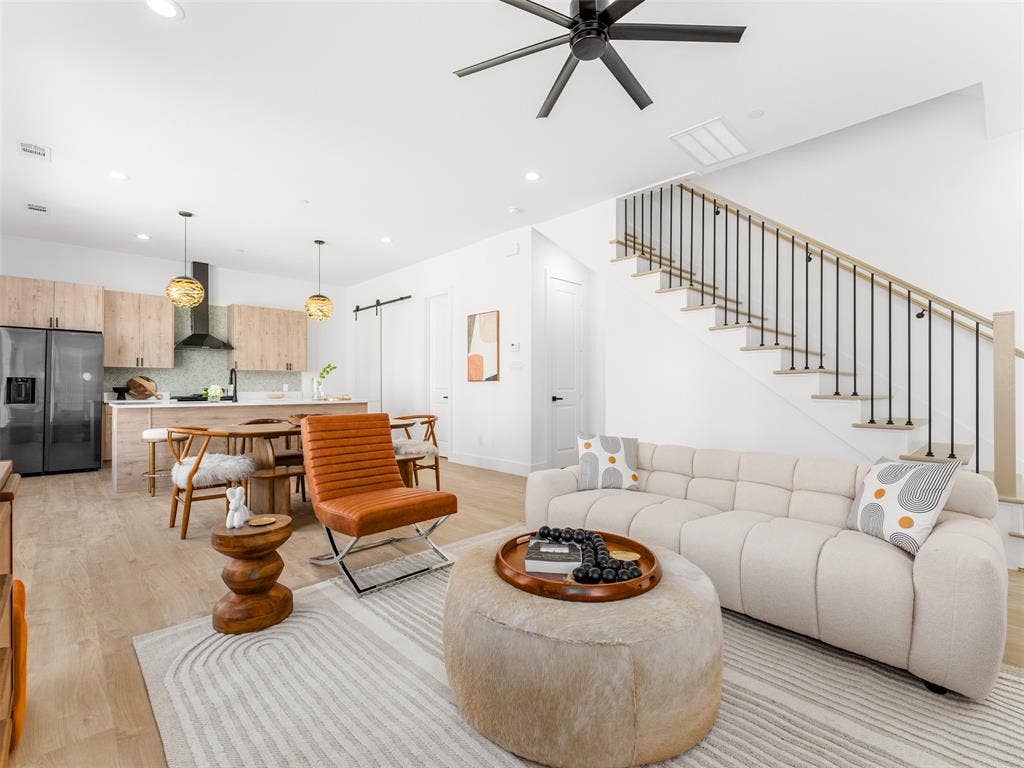 2015 N Prairie Avenue, #202, Dallas, TX 75204 2015 N Prairie Avenue, #202, Dallas, TX 75204