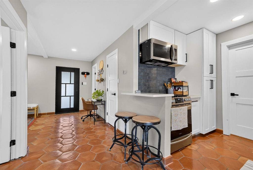 3193 Northaven Road, Dallas, TX 75229 3193 Northaven Road, Dallas, TX 75229