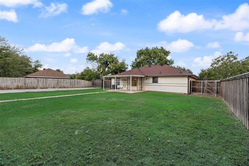 203 Creekstone Court, Seagoville, TX 75159 203 Creekstone Court, Seagoville, TX 75159