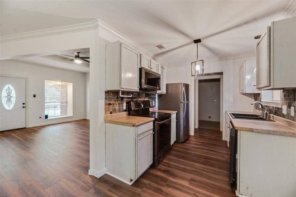 203 Creekstone Court, Seagoville, TX 75159 203 Creekstone Court, Seagoville, TX 75159