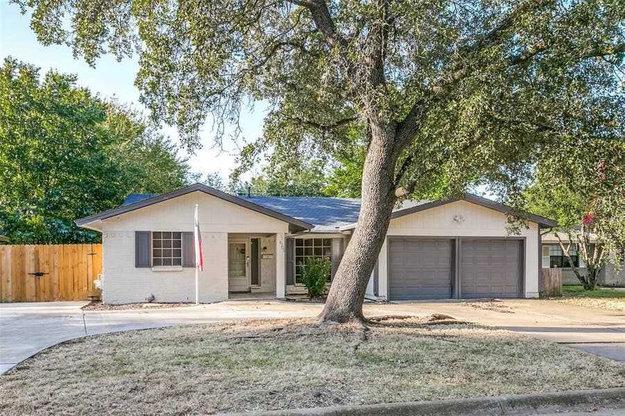 Property photo for 4701 Highgrove Drive, Fort Worth, TX