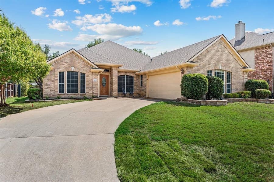 Property photo for 1417 Briar Meadow Drive, Keller, TX