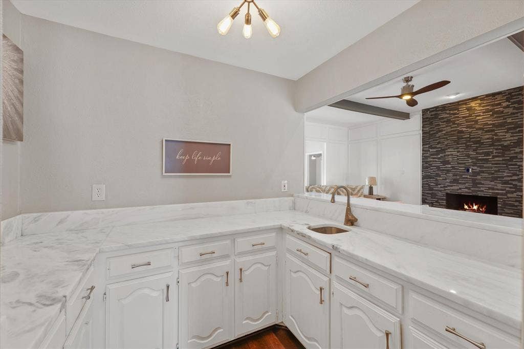 6620 Robin Willow Court, Dallas, TX 75248 6620 Robin Willow Court, Dallas, TX 75248