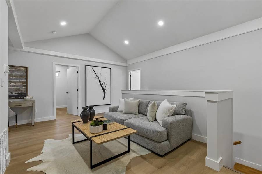 Property photo for 810 Premier Parkway, Grand Prairie, TX