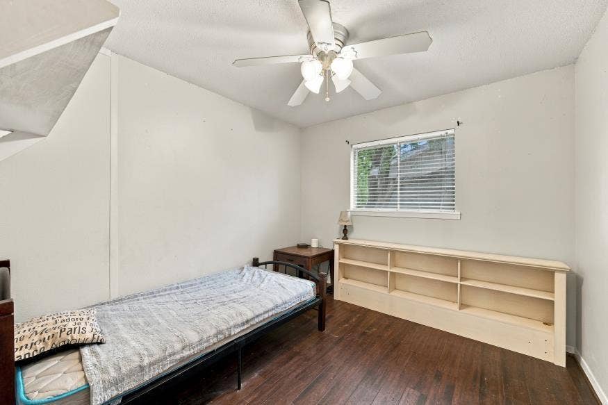 1204 W 4th Street, McGregor, TX 76657 1204 W 4th Street, McGregor, TX 76657