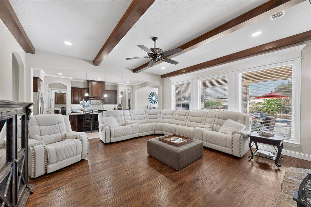 5020 Lindy Court, Midlothian, TX 76065 Wood-finish flooring with exposed ceiling beams and recessed lighting