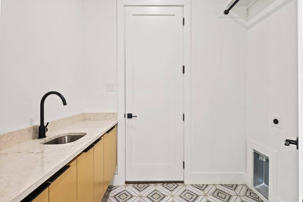 1503 Dennison Street, Dallas, TX 75212 1503 Dennison Street, Dallas, TX 75212