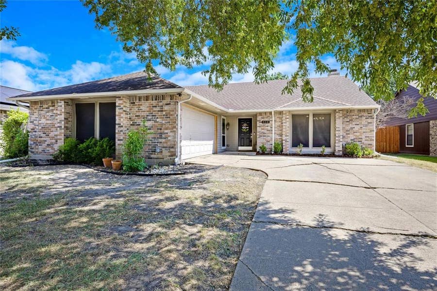Property photo for 512 Rosewood Lane, Forney, TX