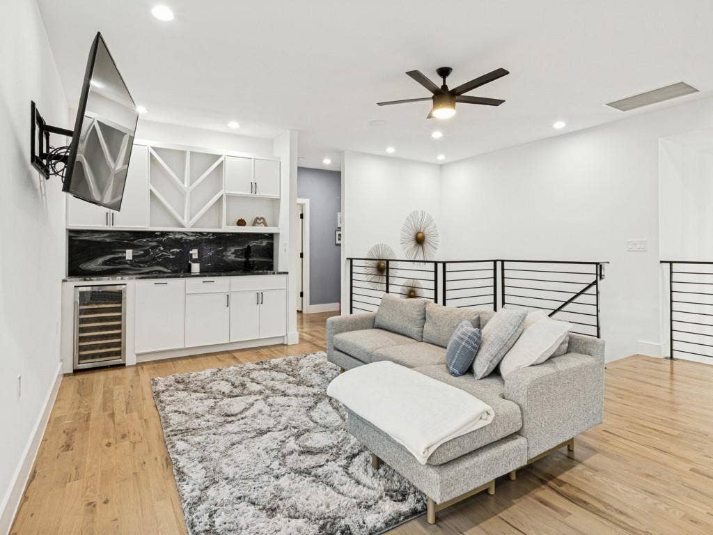 3536 Jubilee Trail, Dallas, TX 75229 3536 Jubilee Trail, Dallas, TX 75229