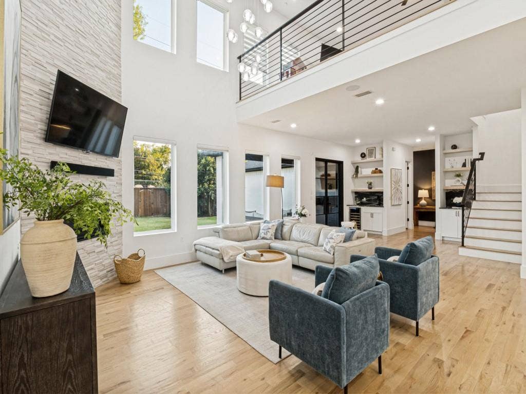 3536 Jubilee Trail, Dallas, TX 75229 3536 Jubilee Trail, Dallas, TX 75229
