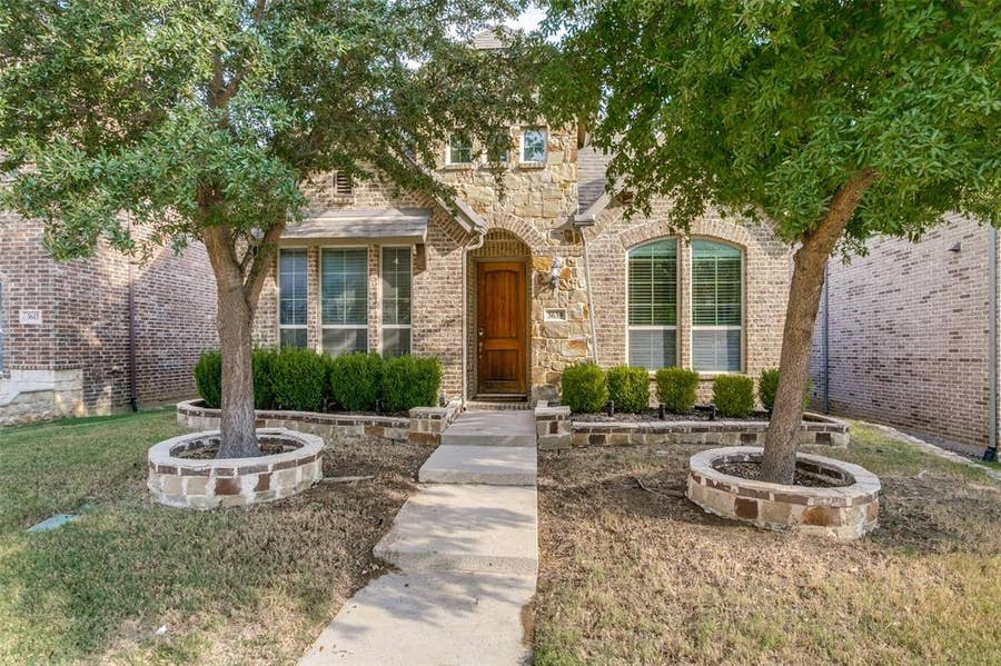 Property photo for 3639 Chesterfield Street, Irving, TX