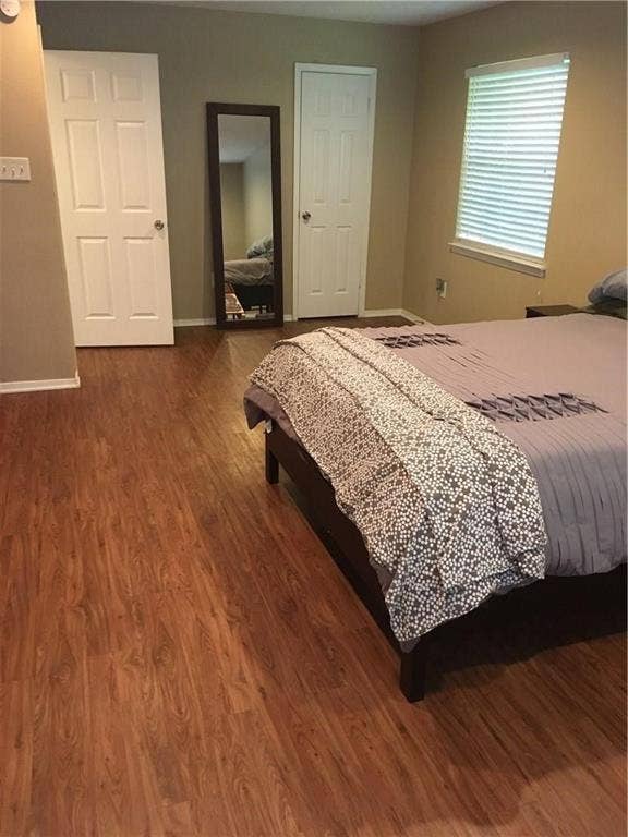 HUGE PRIMARY BDRM