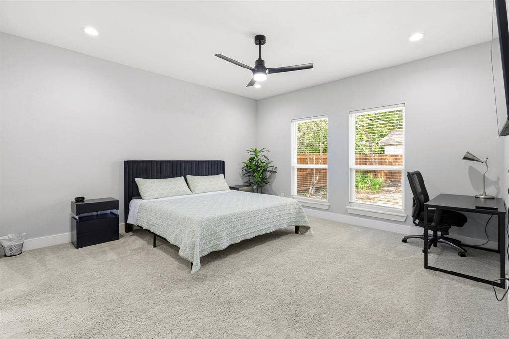 3901 Hamilton Avenue, Dallas, TX 75210 3901 Hamilton Avenue, Dallas, TX 75210