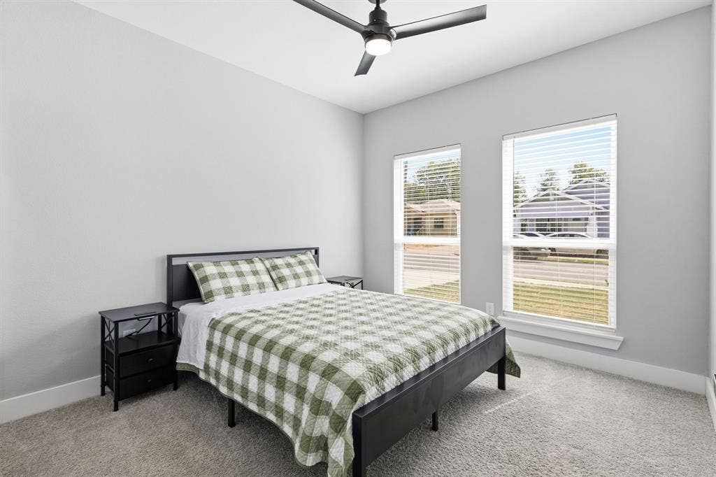 3901 Hamilton Avenue, Dallas, TX 75210 3901 Hamilton Avenue, Dallas, TX 75210