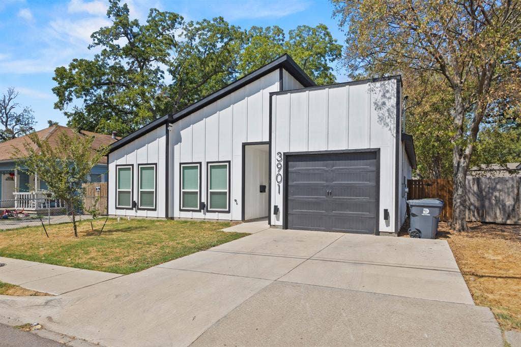 3901 Hamilton Avenue, Dallas, TX 75210 3901 Hamilton Avenue, Dallas, TX 75210
