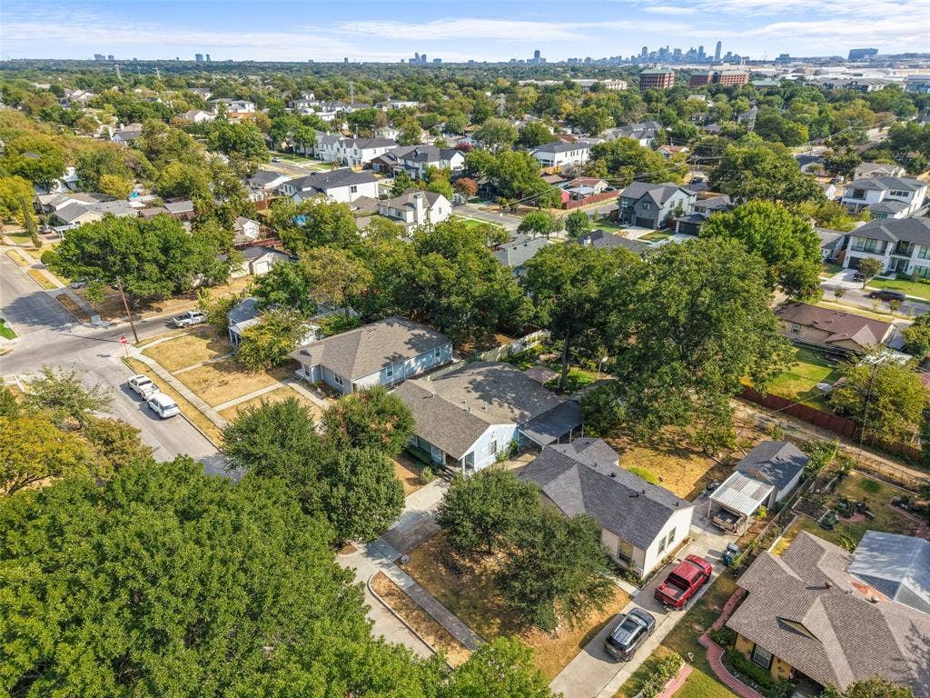 3760 Davila Drive, Dallas, TX 75220 3760 Davila Drive, Dallas, TX 75220