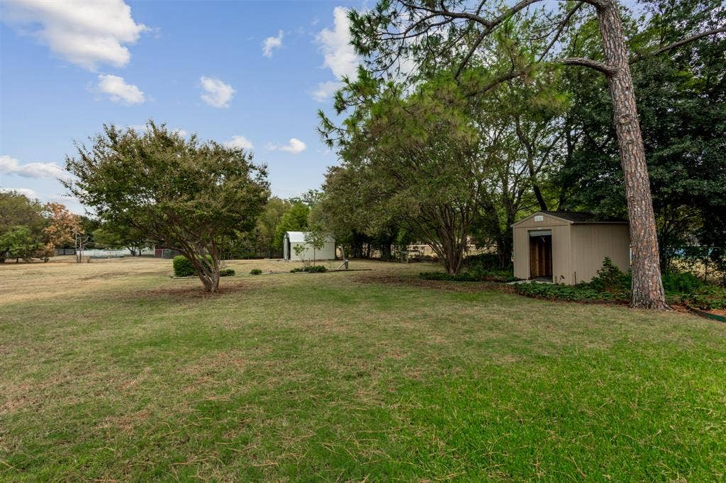 113 Red Oak Lane, Flower Mound, TX 75028 113 Red Oak Lane, Flower Mound, TX 75028