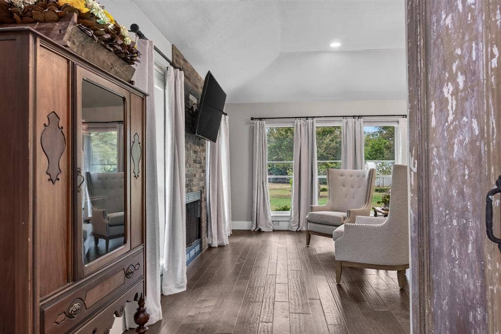 113 Red Oak Lane, Flower Mound, TX 75028 113 Red Oak Lane, Flower Mound, TX 75028