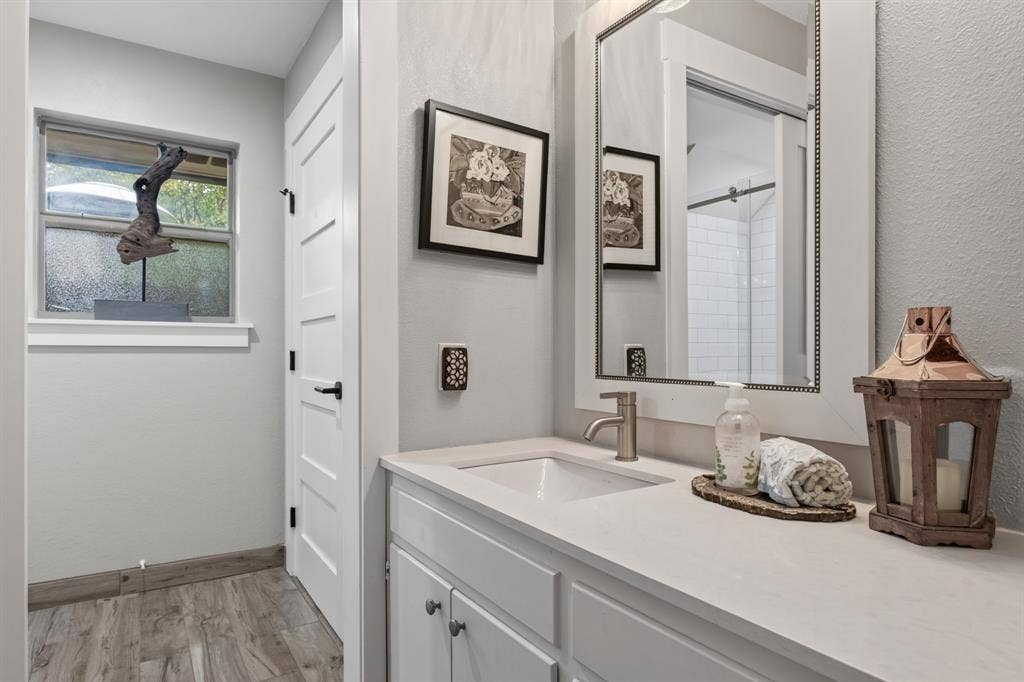 113 Red Oak Lane, Flower Mound, TX 75028 113 Red Oak Lane, Flower Mound, TX 75028