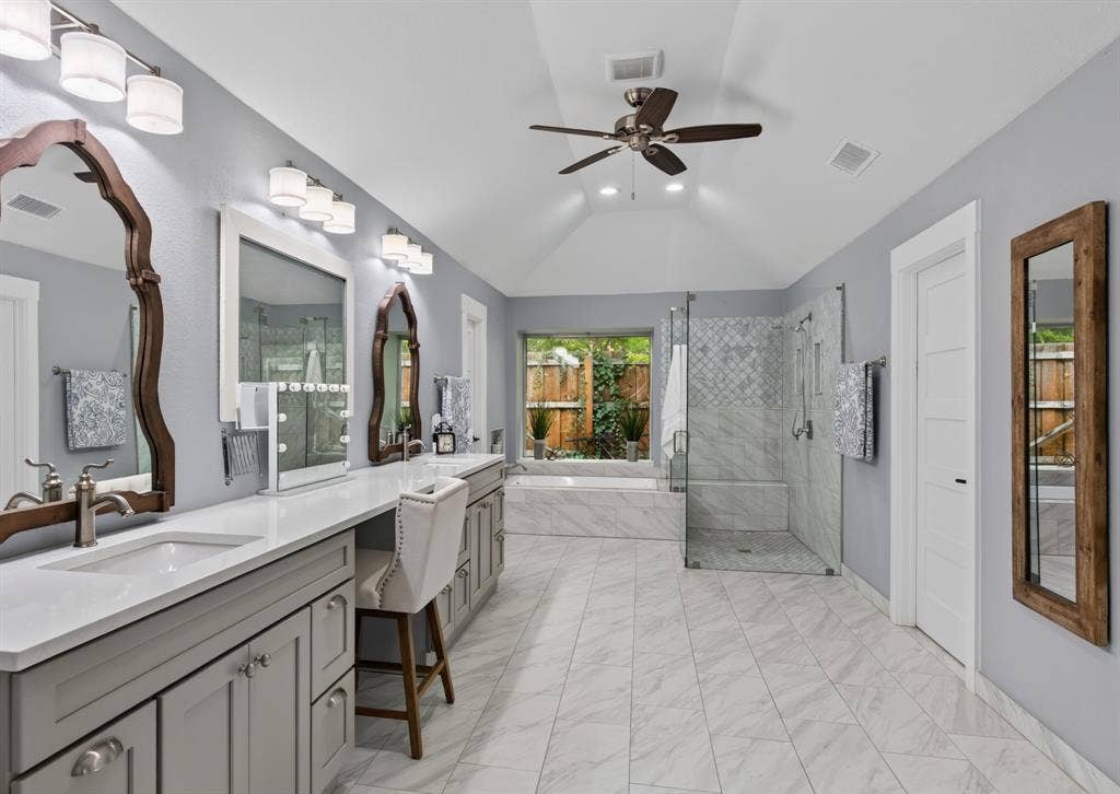 113 Red Oak Lane, Flower Mound, TX 75028 113 Red Oak Lane, Flower Mound, TX 75028