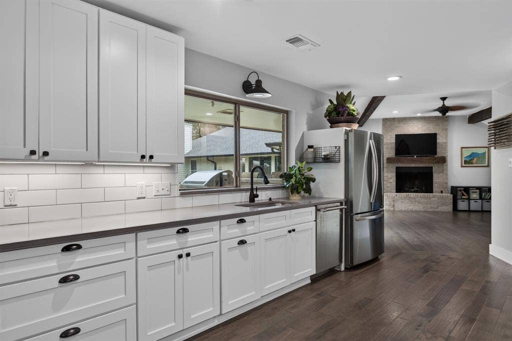 113 Red Oak Lane, Flower Mound, TX 75028 113 Red Oak Lane, Flower Mound, TX 75028