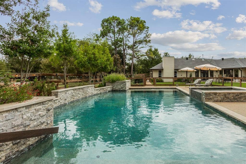 113 Red Oak Lane, Flower Mound, TX 75028 113 Red Oak Lane, Flower Mound, TX 75028
