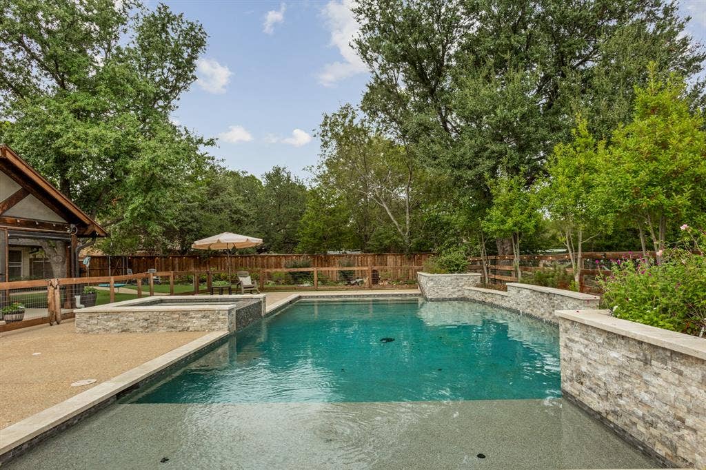 113 Red Oak Lane, Flower Mound, TX 75028 113 Red Oak Lane, Flower Mound, TX 75028