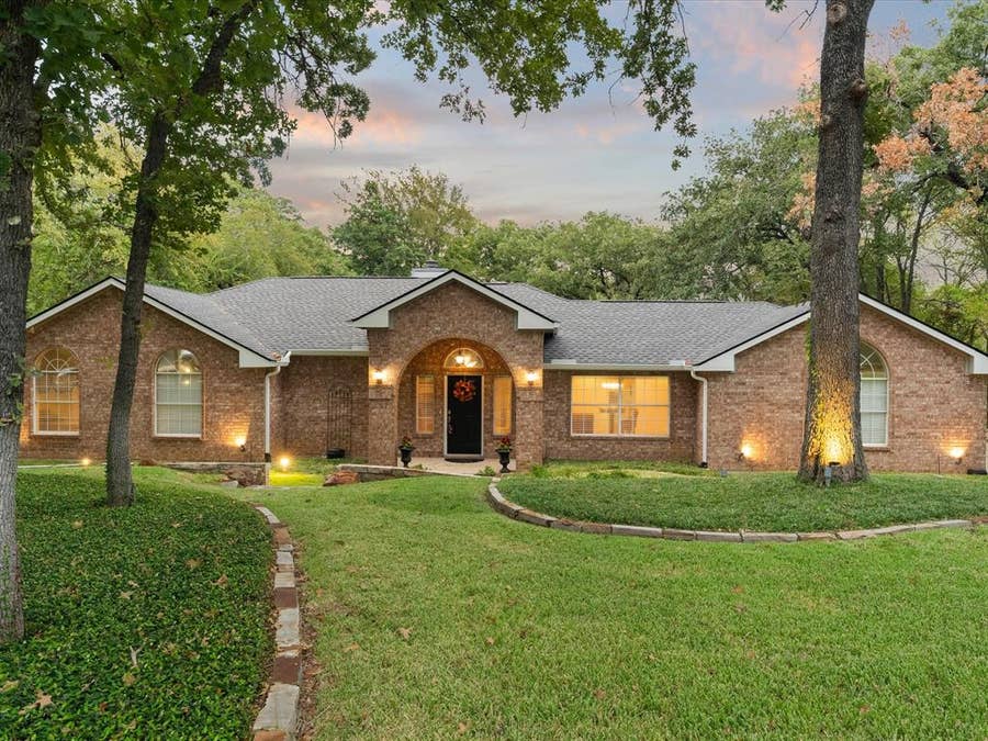 Property photo for 701 Pearl Cove, Oak Point, TX