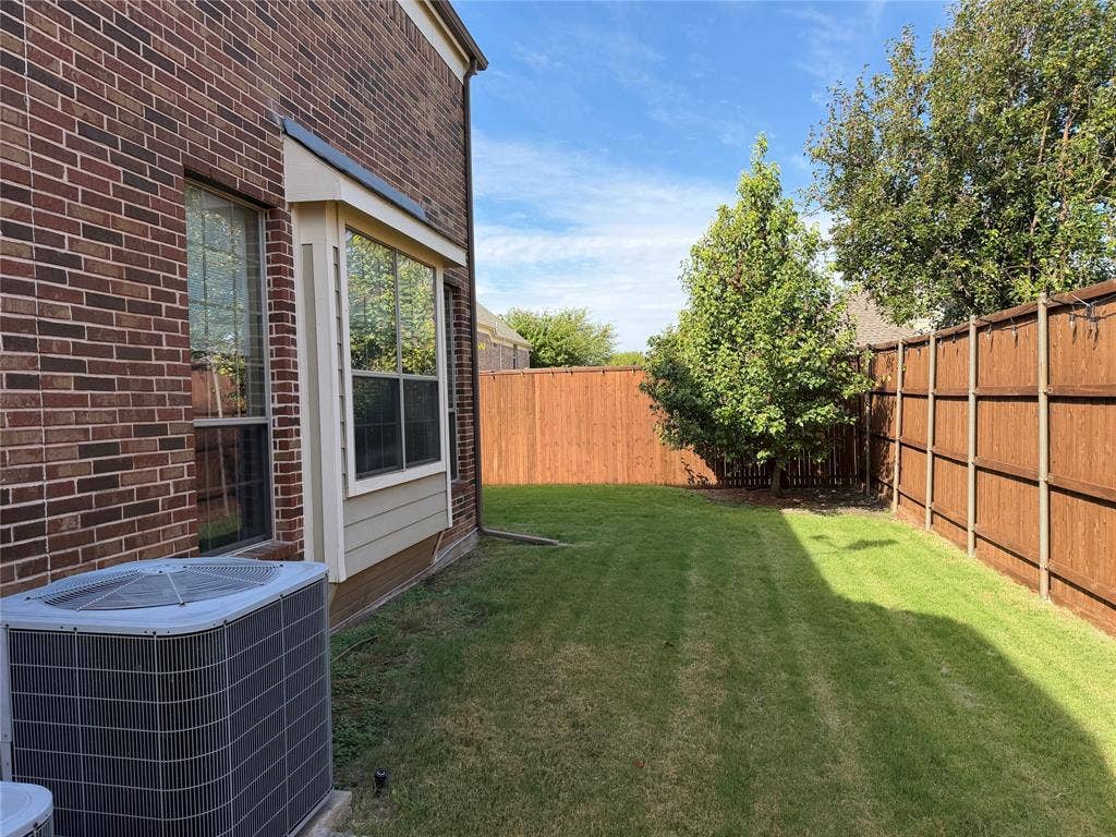 1209 Avondale Drive, Murphy, TX 75094 1209 Avondale Drive, Murphy, TX 75094