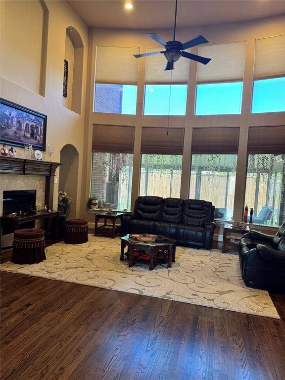 1209 Avondale Drive, Murphy, TX 75094 1209 Avondale Drive, Murphy, TX 75094