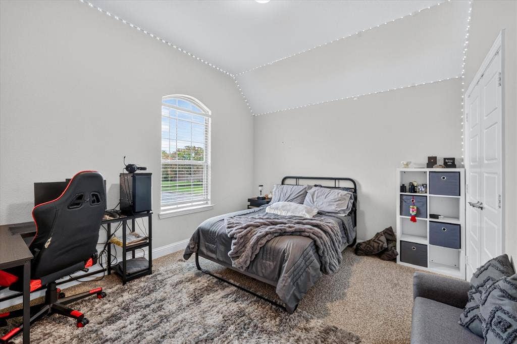 2613 Saint Lawrence Drive, Sherman, TX 75092