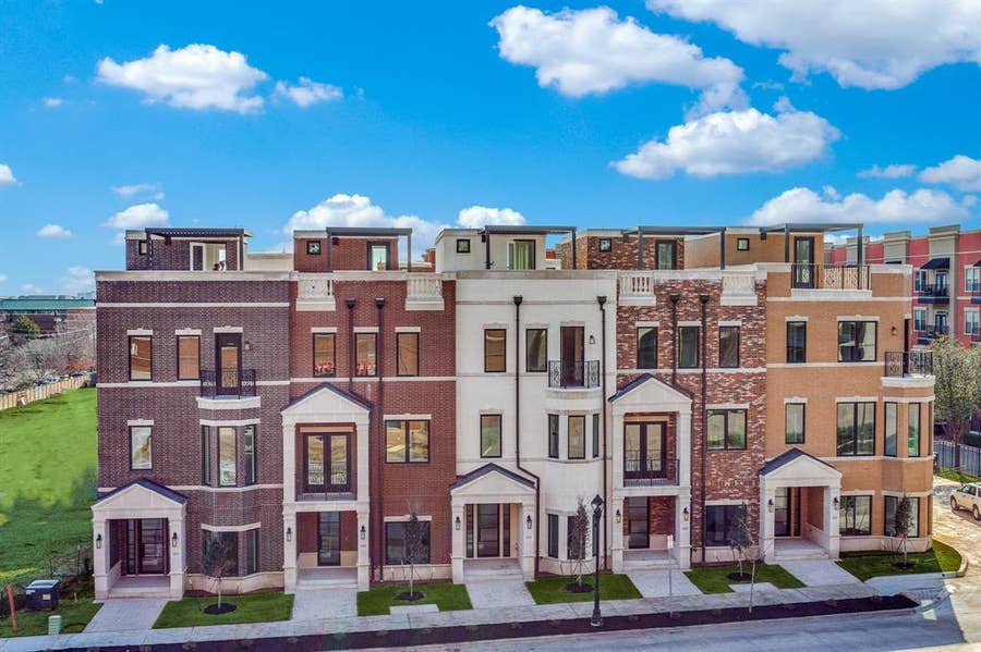 Property photo for 250 E Dallas Street, #112, Grapevine, TX