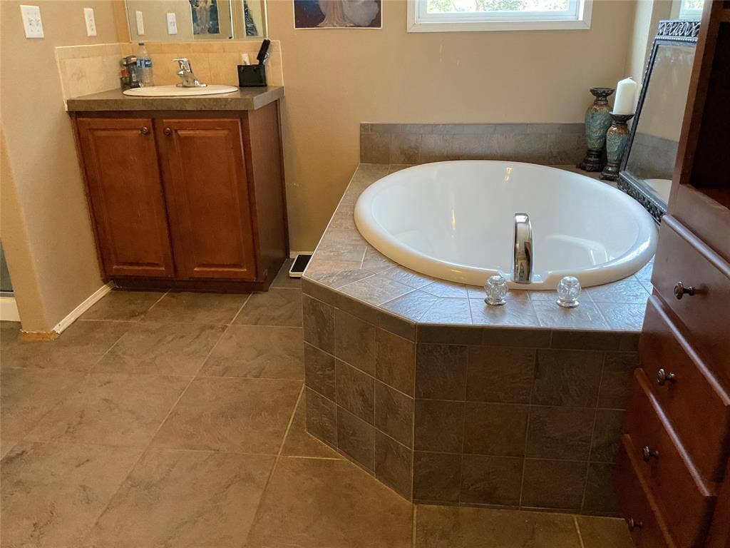 113 Calvary Drive, Belton, TX 76513