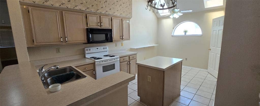 6941 Hickory Creek, Plano, TX 75023 6941 Hickory Creek, Plano, TX 75023