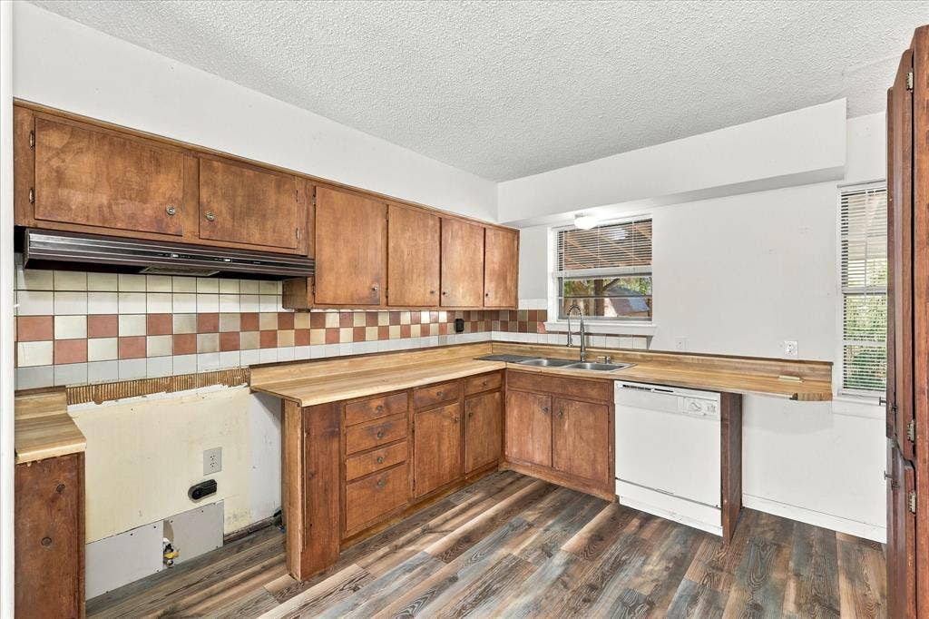 733 Red Mill Lane, Mesquite, TX 75149 733 Red Mill Lane, Mesquite, TX 75149