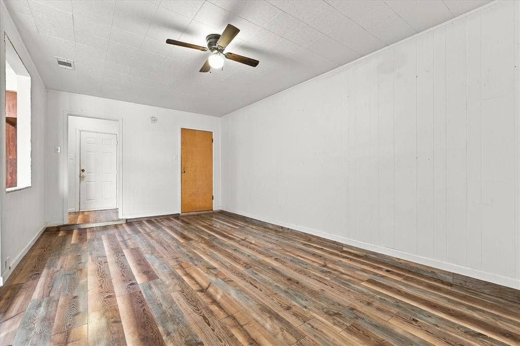 733 Red Mill Lane, Mesquite, TX 75149 733 Red Mill Lane, Mesquite, TX 75149