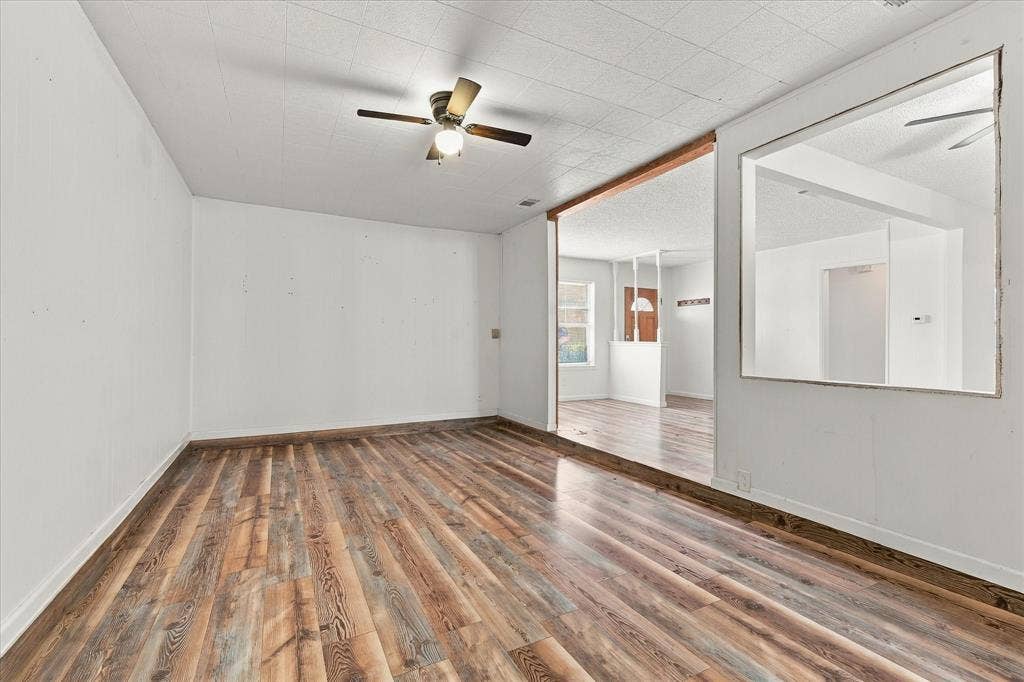 733 Red Mill Lane, Mesquite, TX 75149 733 Red Mill Lane, Mesquite, TX 75149