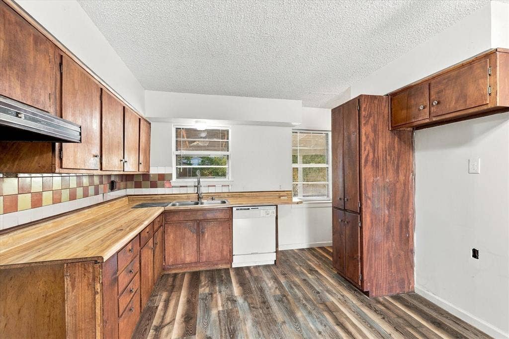 733 Red Mill Lane, Mesquite, TX 75149 733 Red Mill Lane, Mesquite, TX 75149