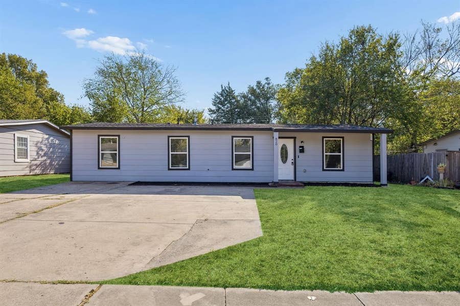 Property photo for 820 Grande Drive, Mesquite, TX