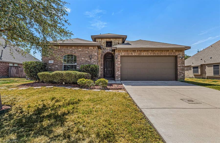 Property photo for 3005 Flowering Springs Drive, Forney, TX