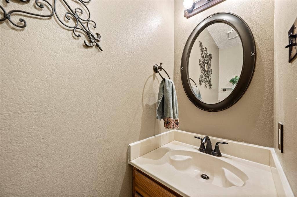8809 Tyne Trail, Fort Worth, TX 76118 8809 Tyne Trail, Fort Worth, TX 76118