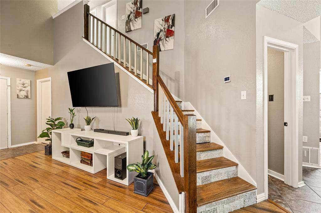 8809 Tyne Trail, Fort Worth, TX 76118 8809 Tyne Trail, Fort Worth, TX 76118